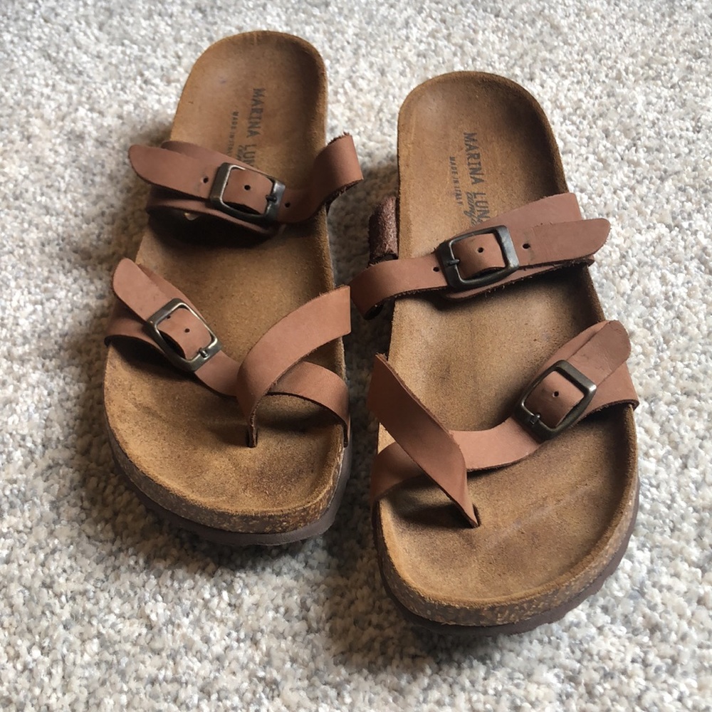 Italian leather contoured sandals. Womens 10, EU 41. - Picture 2 of 8